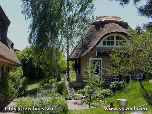 Cottage for children - reed roof, thatched roof Irbis
